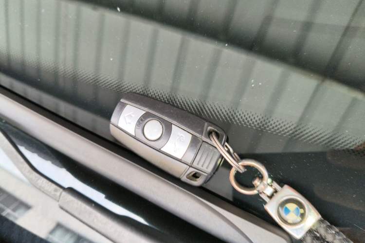 Used BMW X6 2012 xDrive35i Vehicle Key
