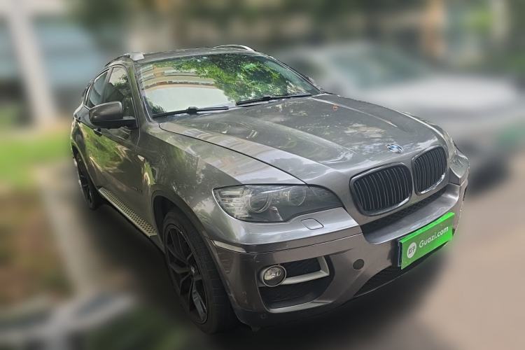Used BMW X6 2012 xDrive35i Front Right 45 Deg