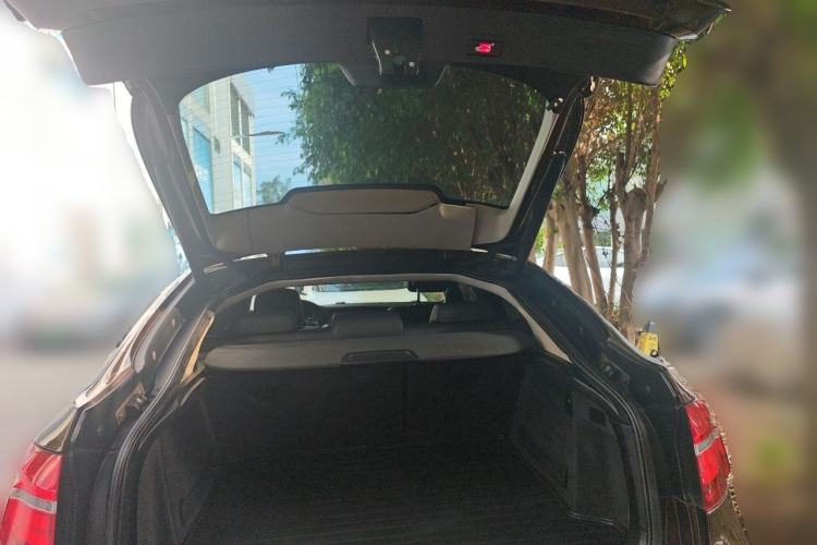 Used BMW X6 2012 xDrive35i Trunk
