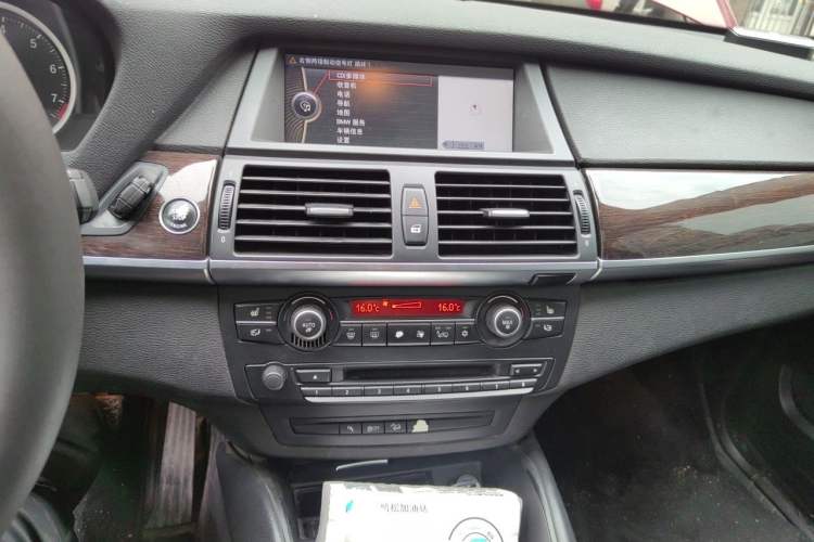 Used BMW X6 2012 xDrive35i Audio And AC Panel