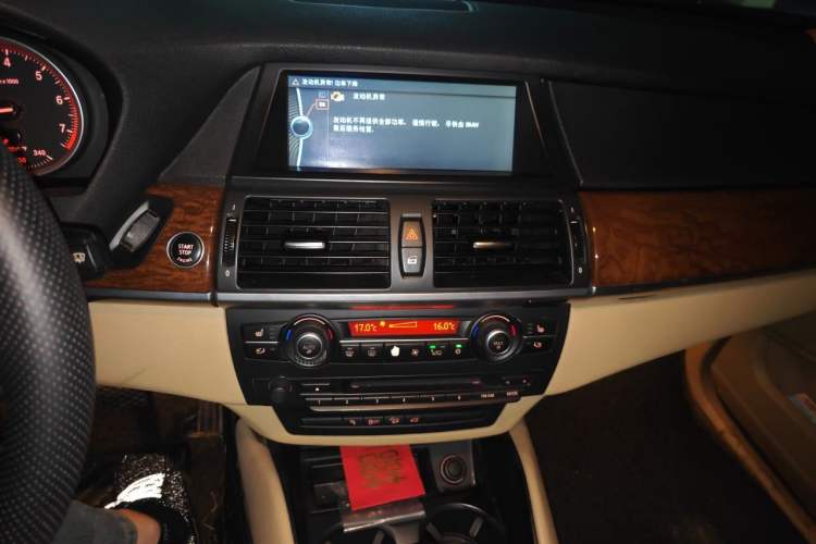 Used BMW X6  Audio And AC Panel