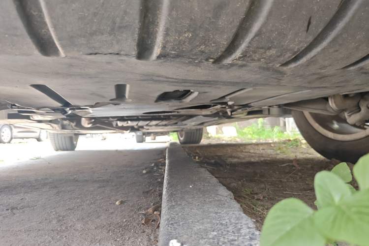 Used BMW X6 2012 xDrive35i U.S. specification Chassis Front