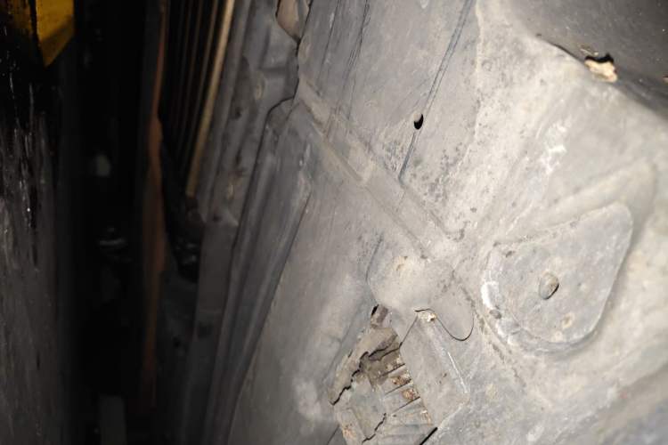 Used BMW X6  Chassis Front Left