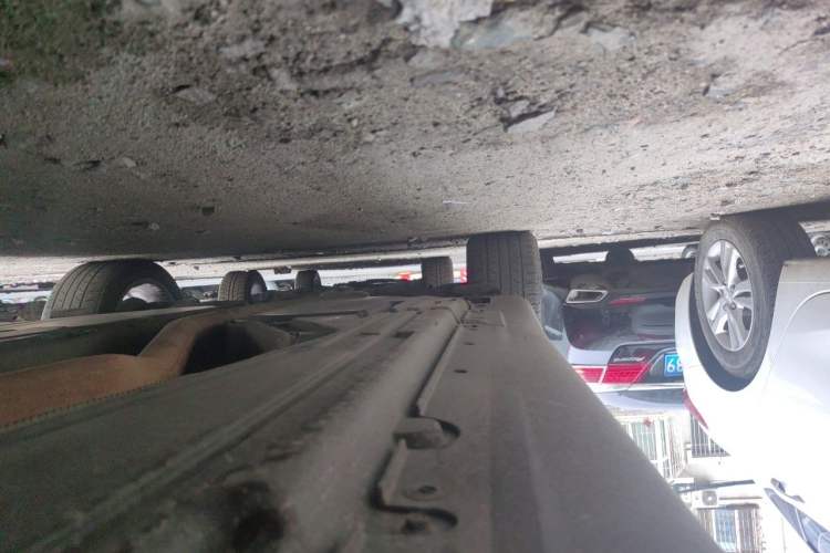 Used BMW X6 2012 xDrive35i Chassis Front Right