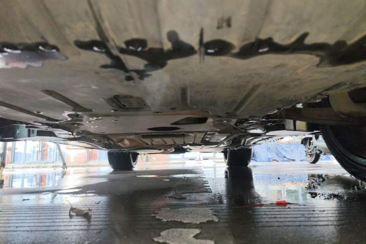 Used BMW X6 2012 xDrive35i Chassis Front