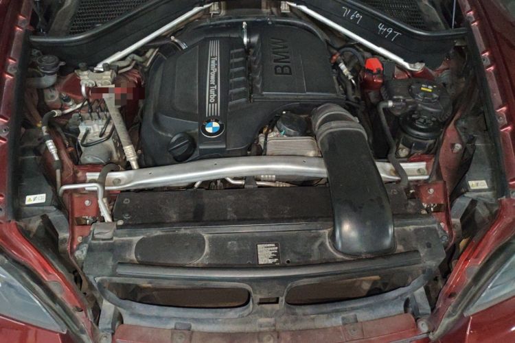 Used BMW X6 2012 xDrive35i Engine Bay
