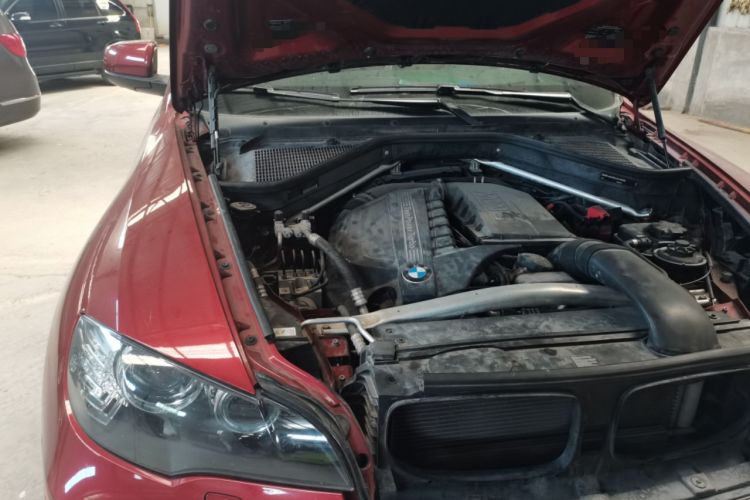 Used BMW X6  Engine Bay Right