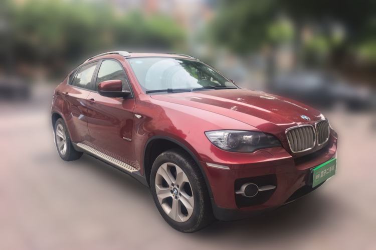 Used BMW X6 2012 xDrive35i Front Right 45 Deg