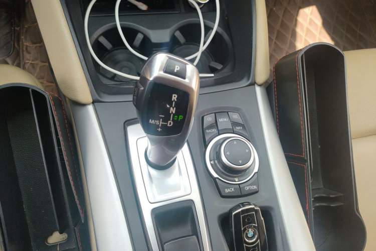 Used BMW X6 2012 xDrive35i U.S. specification Gear Lever