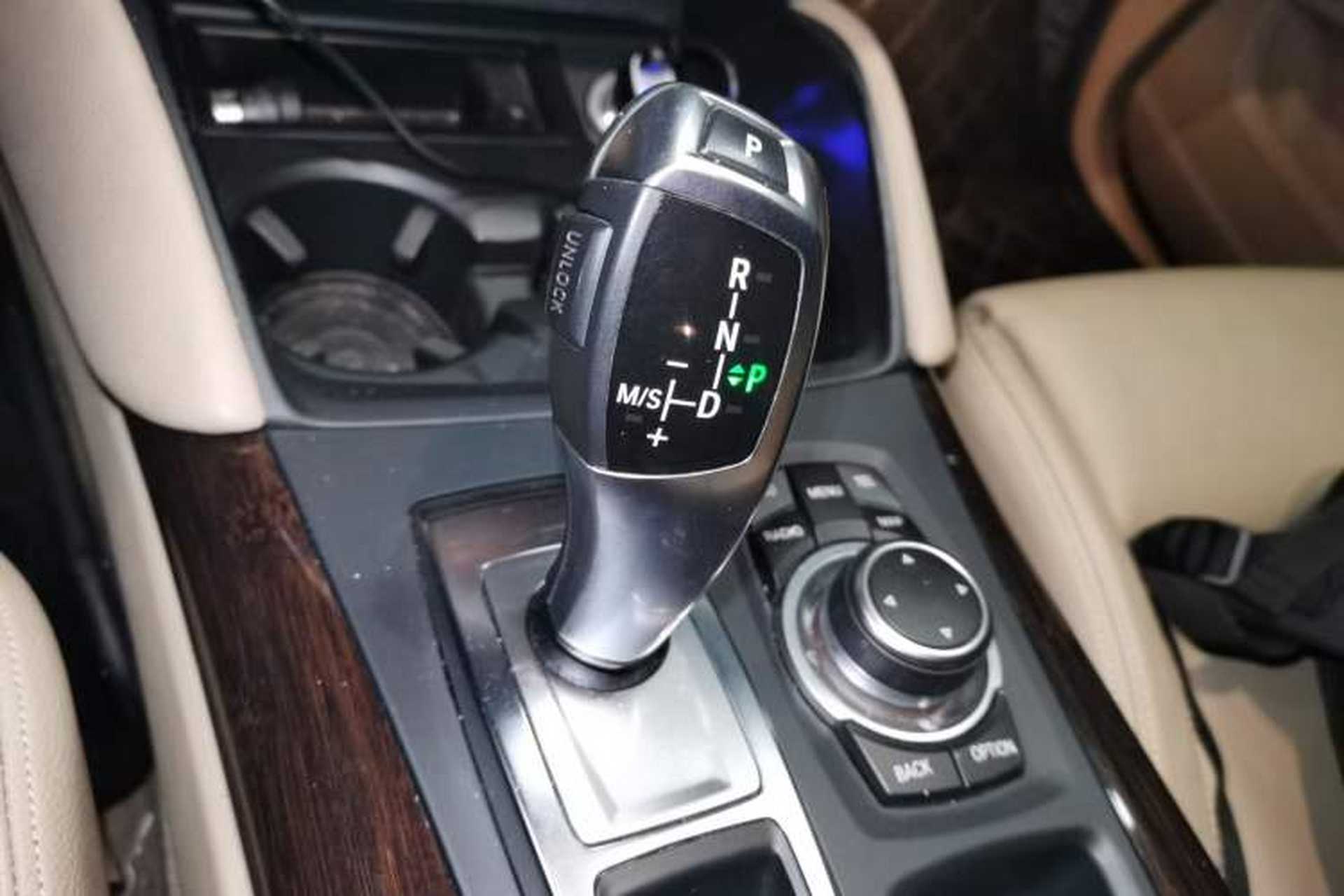 Used BMW X6 2012 xDrive35i Gear Lever