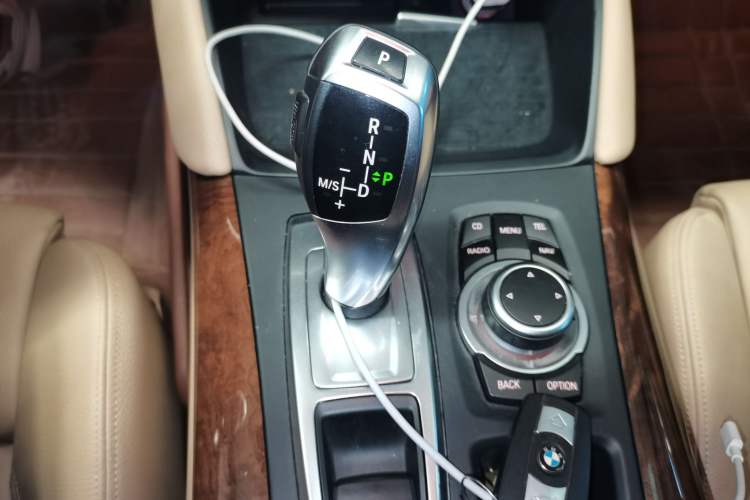 Used BMW X6  Gear Lever