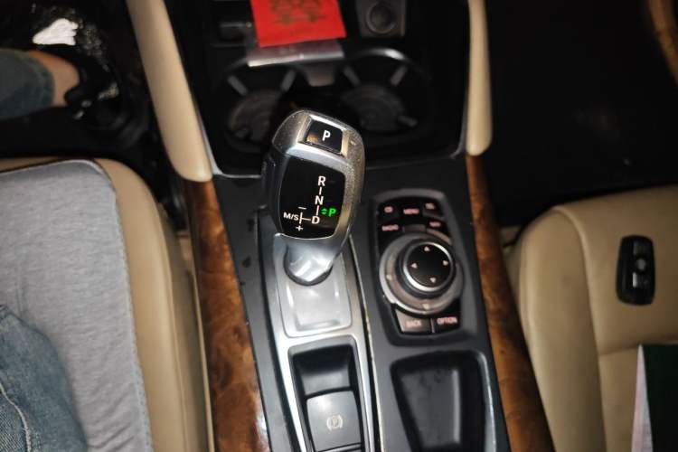 Used BMW X6  Gear Lever