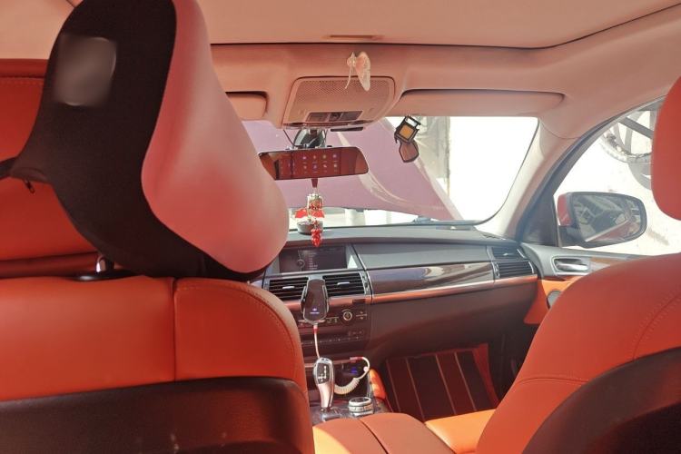 Used BMW X6 2012 xDrive35i Headliner