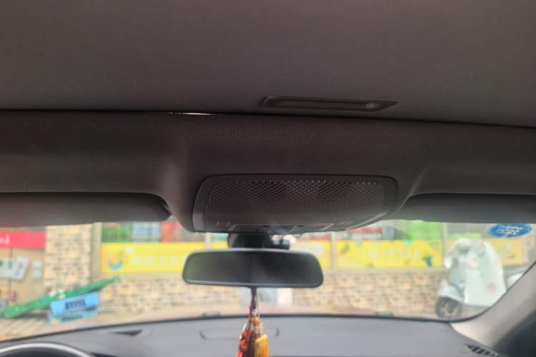 Used BMW X6 2012 xDrive35i Headliner