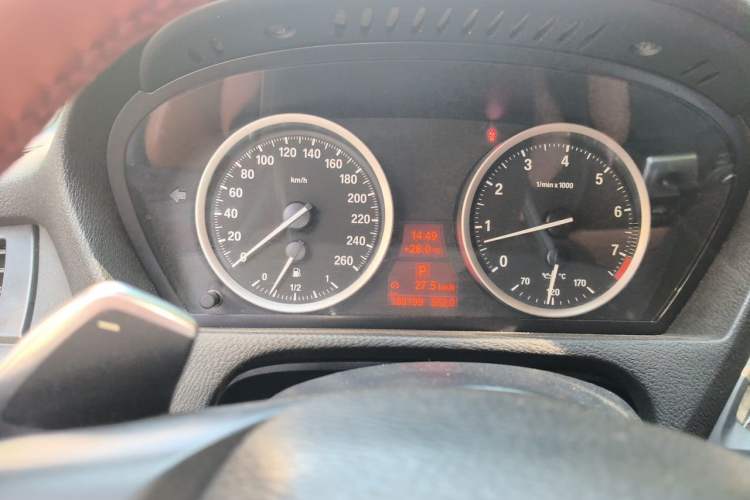 Used BMW X6 2012 xDrive35i Instrument Cluster