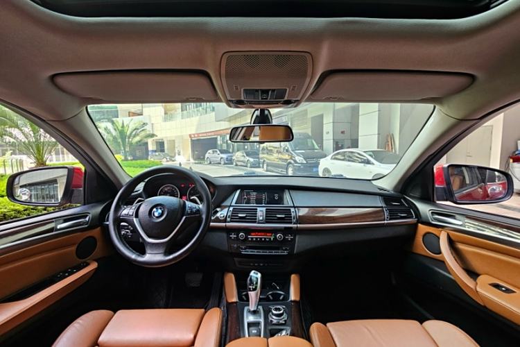 Used BMW X6 2012 xDrive35i Interior 5