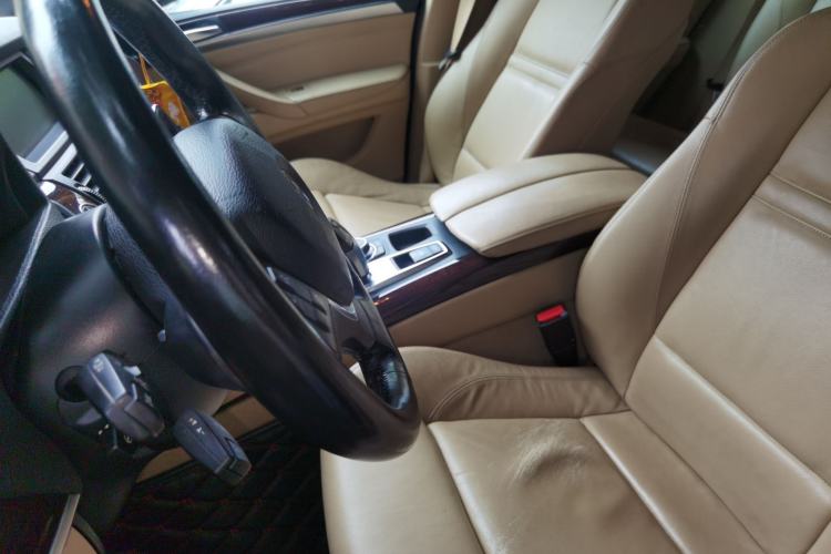 Used BMW X6 2012 xDrive35i Left Front Seat
