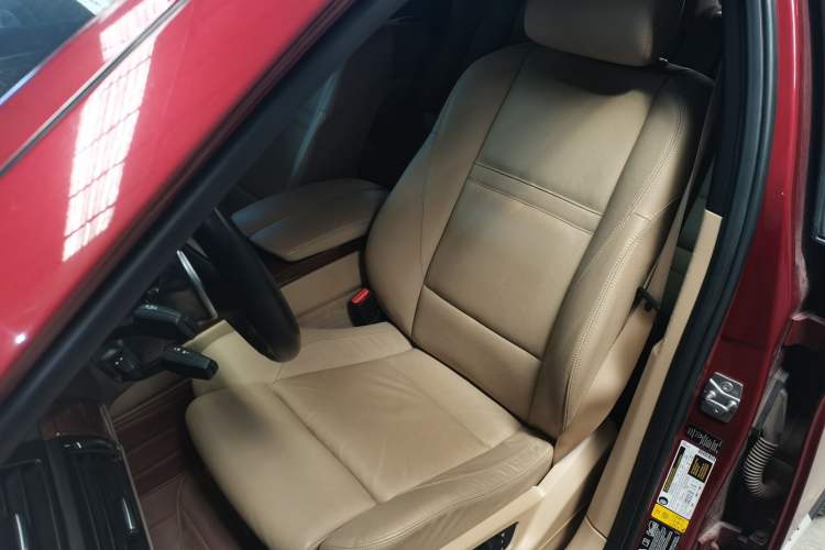 Used BMW X6  Left Front Seat
