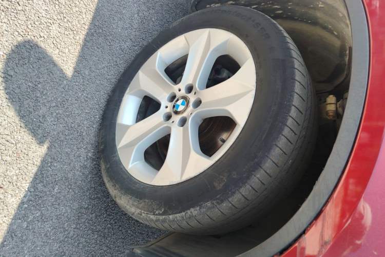 Used BMW X6 2012 xDrive35i Right Front Wheel Hub