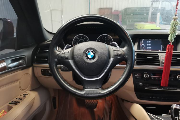 Used BMW X6  Steering Wheel