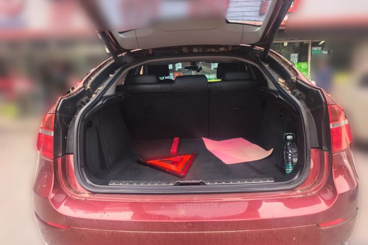 Used BMW X6 2012 xDrive35i Trunk