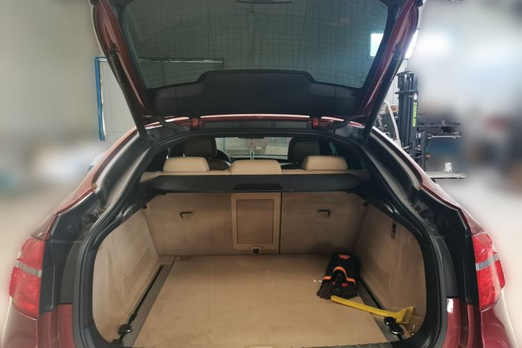 Used BMW X6  Trunk