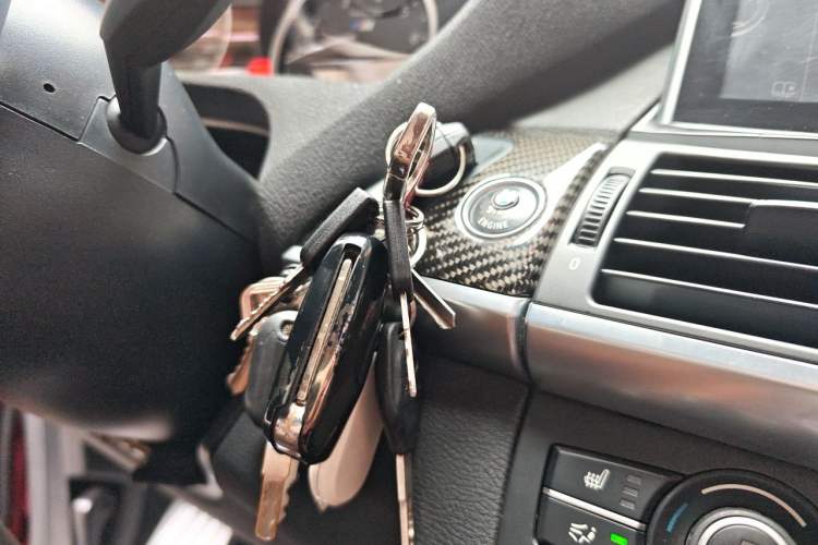 Used BMW X6 2012 xDrive35i Vehicle Key