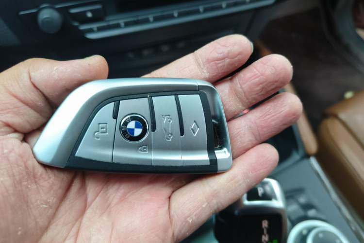 Used BMW X6 2012 xDrive35i Vehicle Key