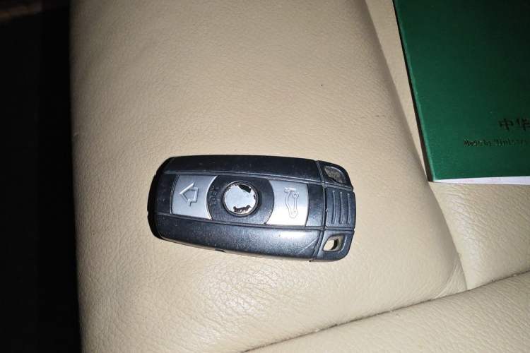 Used BMW X6  Vehicle Key