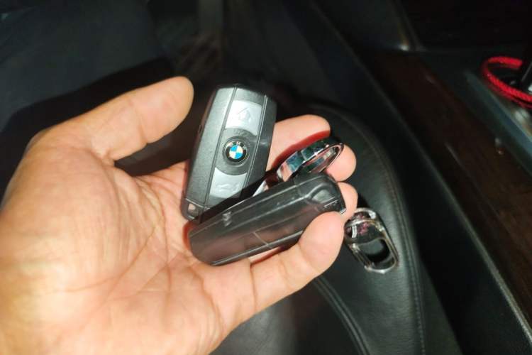 Used BMW X6 2012 xDrive35i Vehicle Key