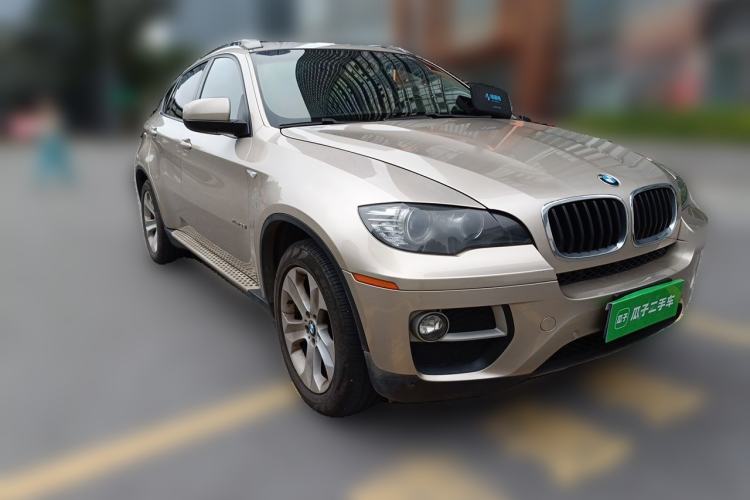 Used BMW X6 2012 xDrive35i Front Right 45 Deg