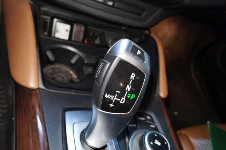 Used BMW X6 2012 xDrive35i Gear Lever
