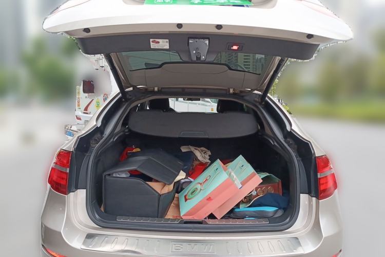 Used BMW X6 2012 xDrive35i Trunk