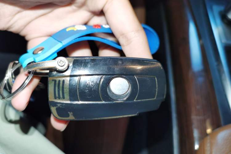 Used BMW X6 2012 xDrive35i Vehicle Key
