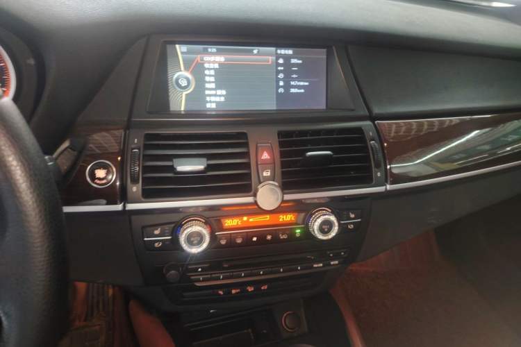 Used BMW X6  Audio And AC Panel