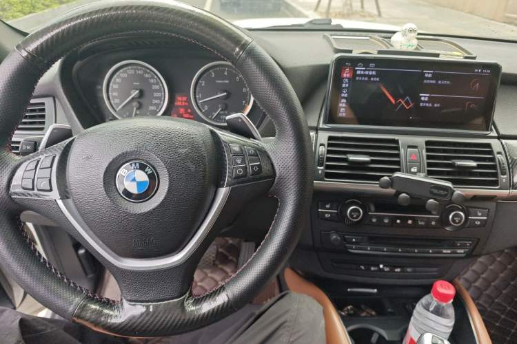 Used BMW X6 2012 xDrive35i Audio And AC Panel
