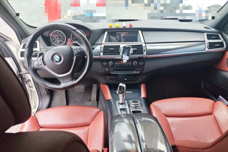 Used BMW X6  Center Console