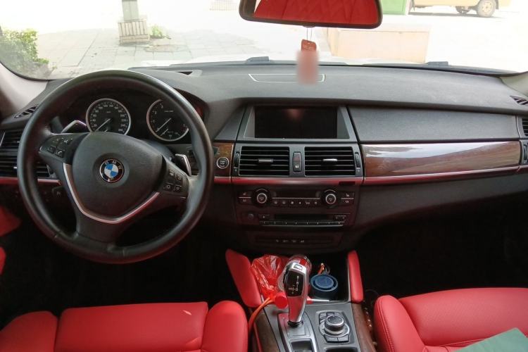 Used BMW X6 2012 xDrive35i Center Console