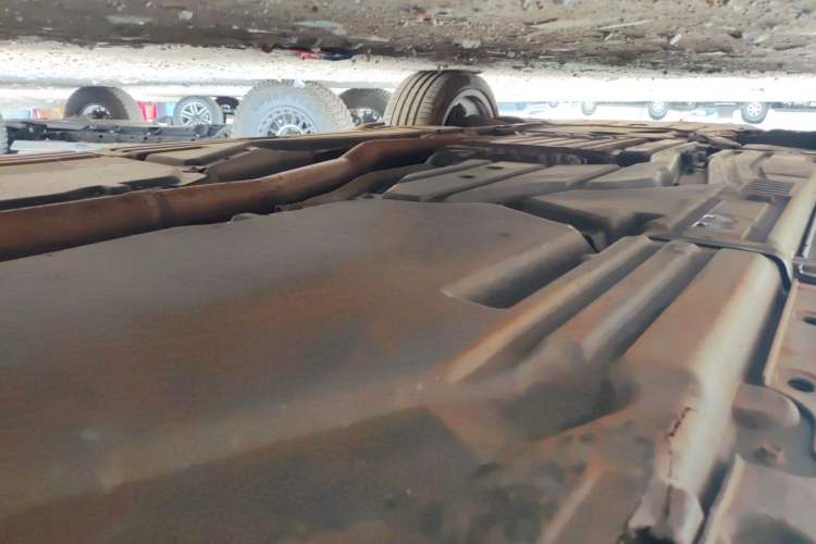 Used BMW X6  Chassis Rear Left