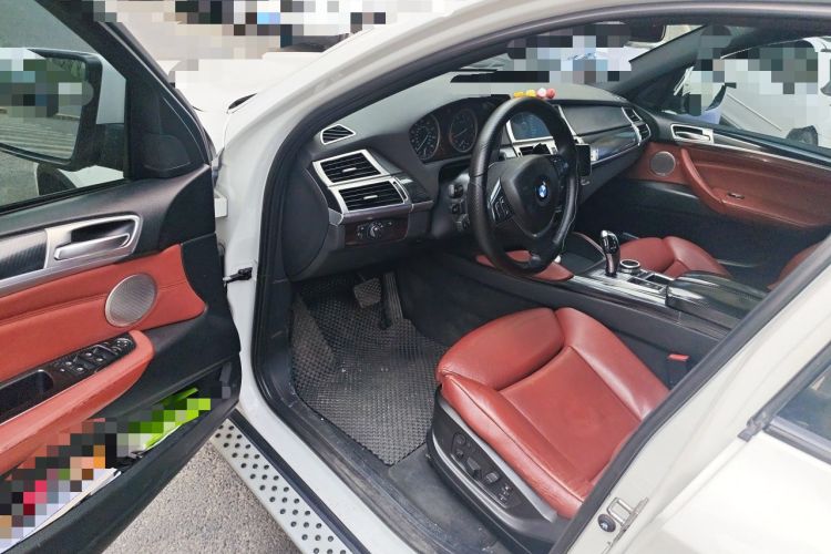 Used BMW X6  Driver Seat