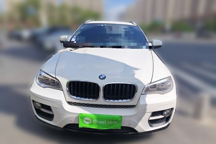 Used BMW X6  Front