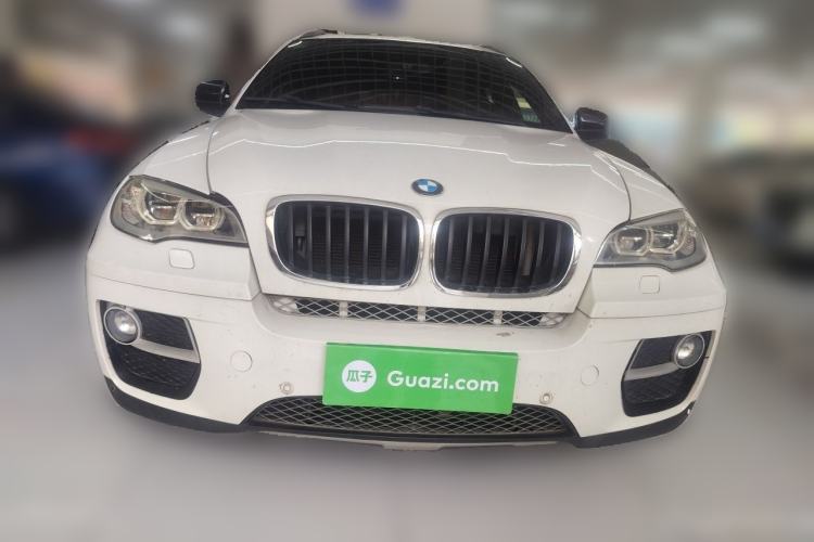 Used BMW X6  Front