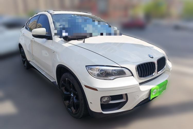 Used BMW X6  Front Right 45 Deg