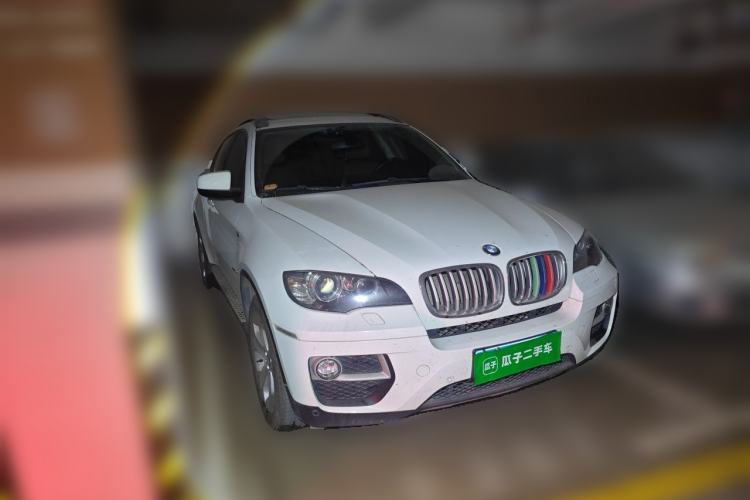 Used BMW X6 2012 xDrive35i Front Right 45 Deg