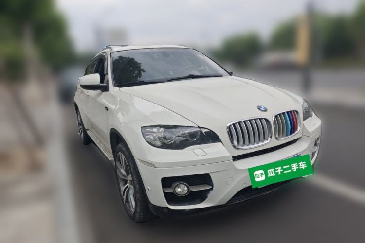 Used BMW X6 2012 xDrive35i Front Right 45 Deg