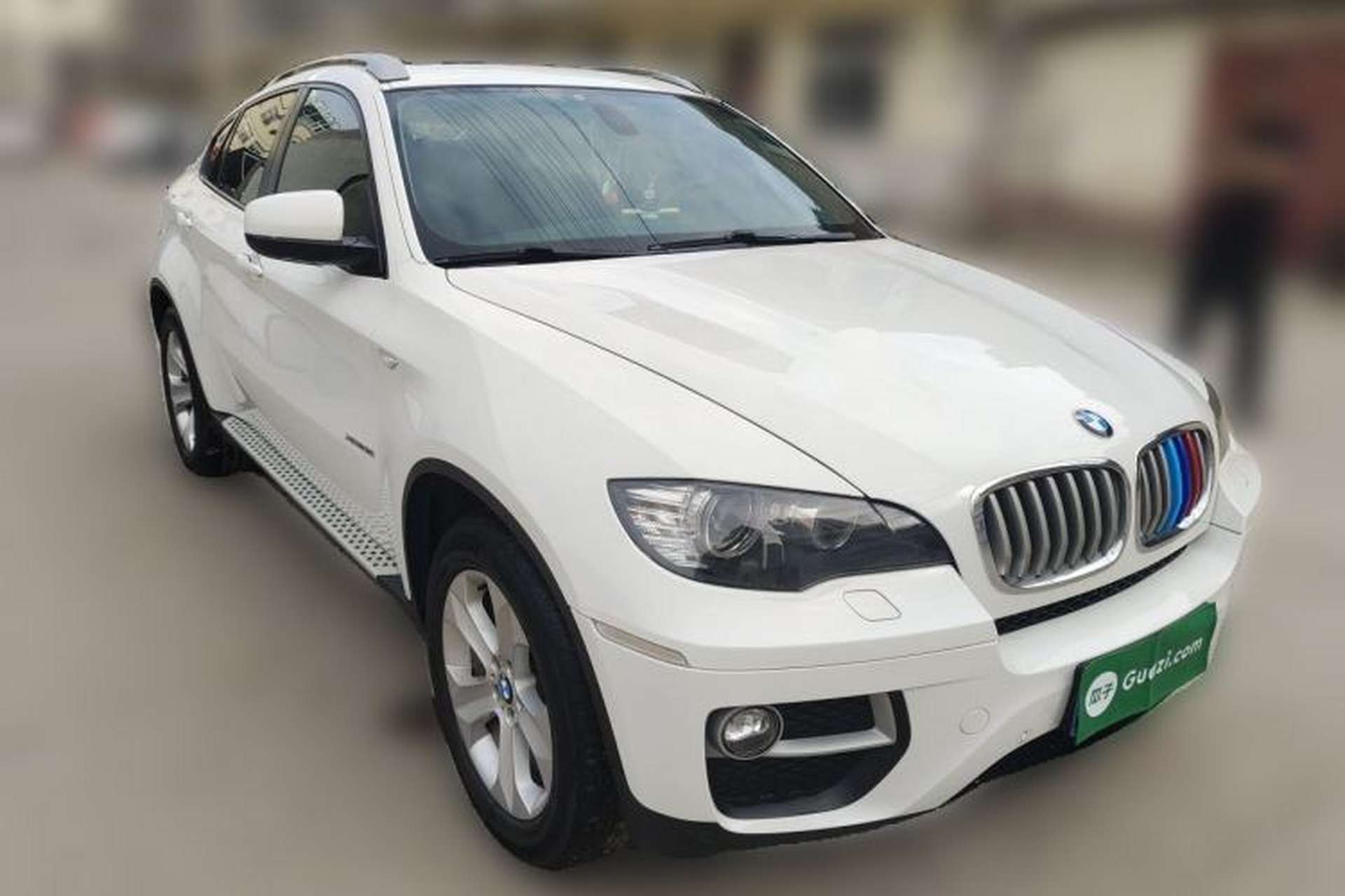 Used BMW X6 2012 xDrive35i Front Right 45 Deg
