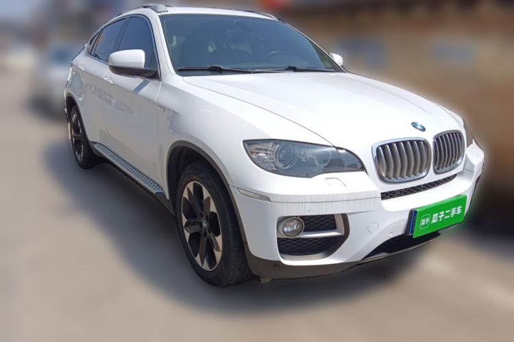 Used BMW X6 2012 xDrive35i Front Right 45 Deg
