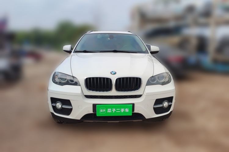 Used BMW X6  Front