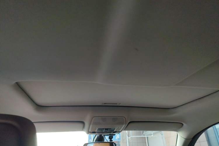 Used BMW X6 2012 xDrive35i Headliner