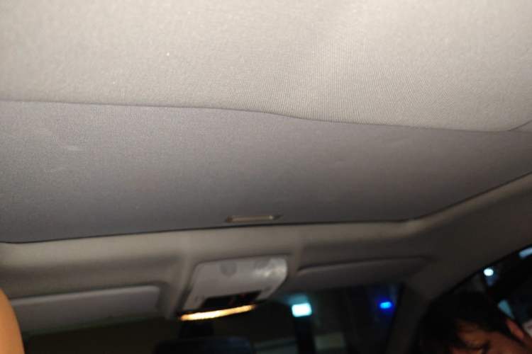 Used BMW X6 2012 xDrive35i Headliner